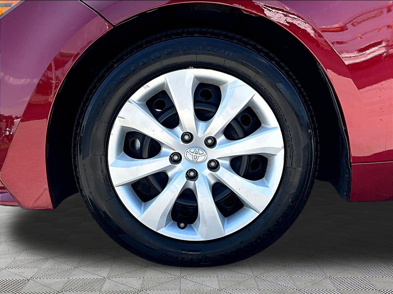 Used 2023 Toyota Corolla LE FWD image 34