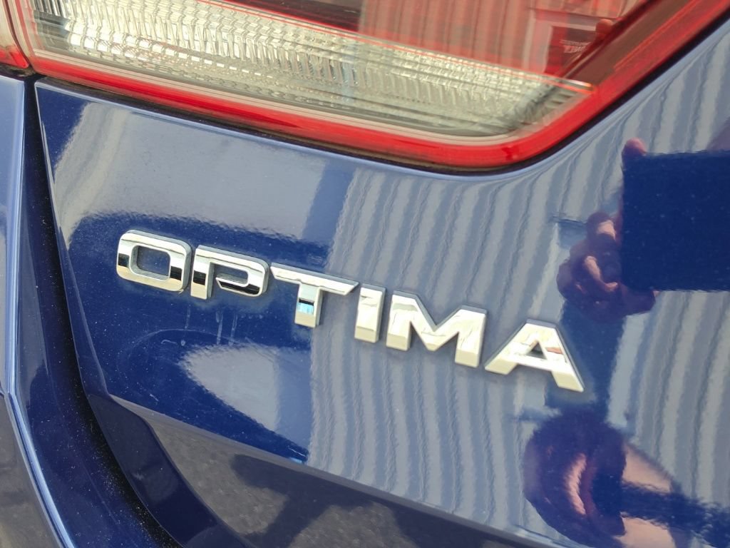 Used 2020 Kia Optima SX FWD image 7
