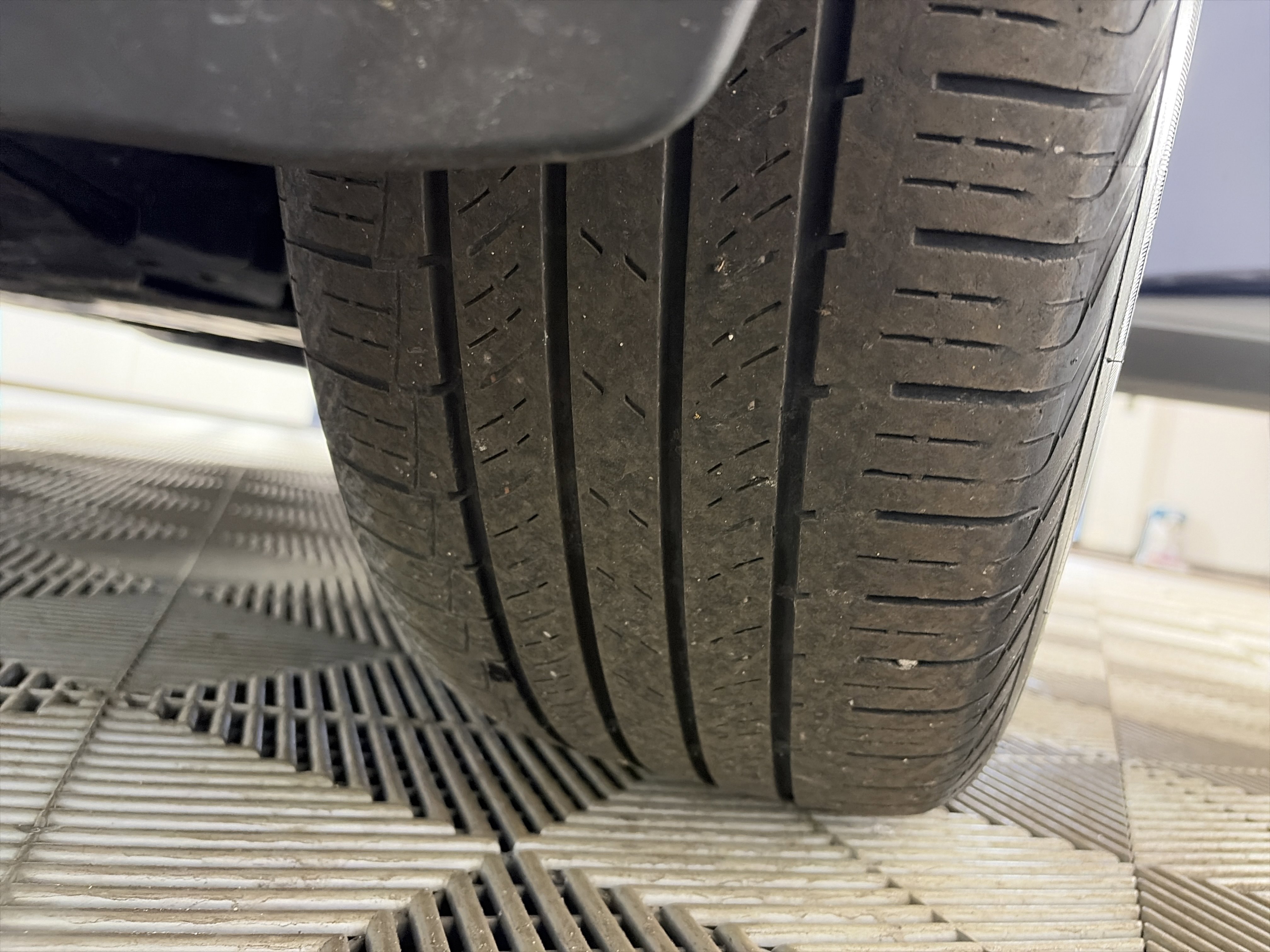 Used 2024 Nissan Rogue SV image 12