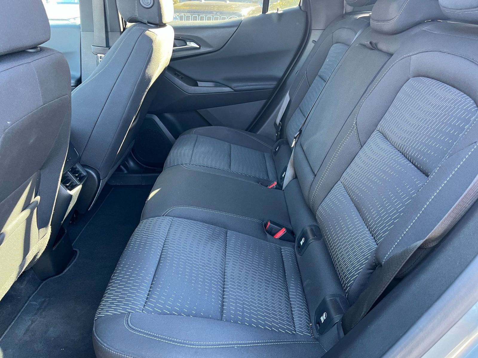 Used 2025 Chevrolet Equinox LT image 22