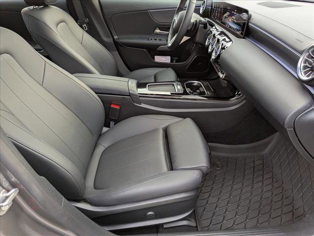 Certified 2025 Mercedes-Benz CLA 250 image 21