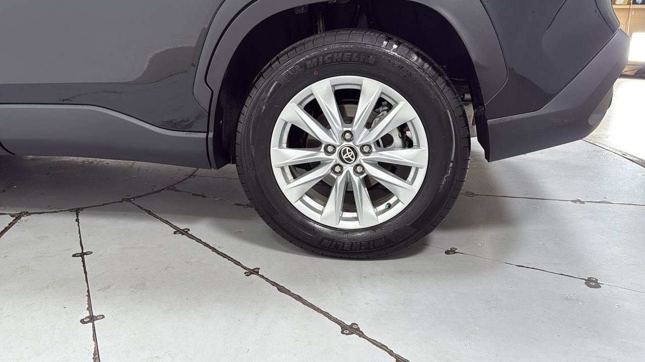 Certified 2026 Toyota Corolla Cross LE image 23