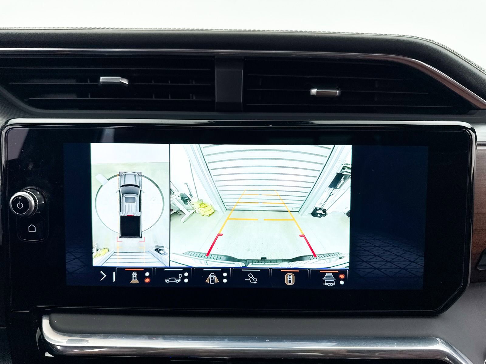 Used 2025 GMC Sierra 1500 Denali Ultimate image 23