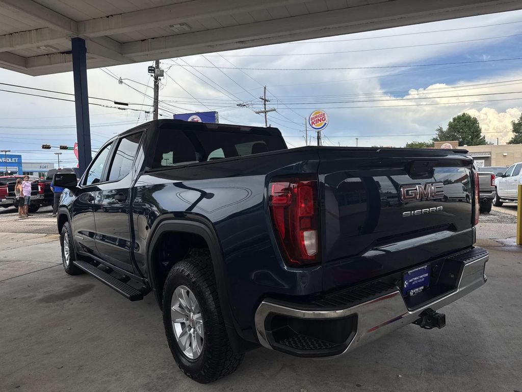 Used 2020 GMC Sierra 1500 2WD Crew Cab w/ Sierra Value Package image 5