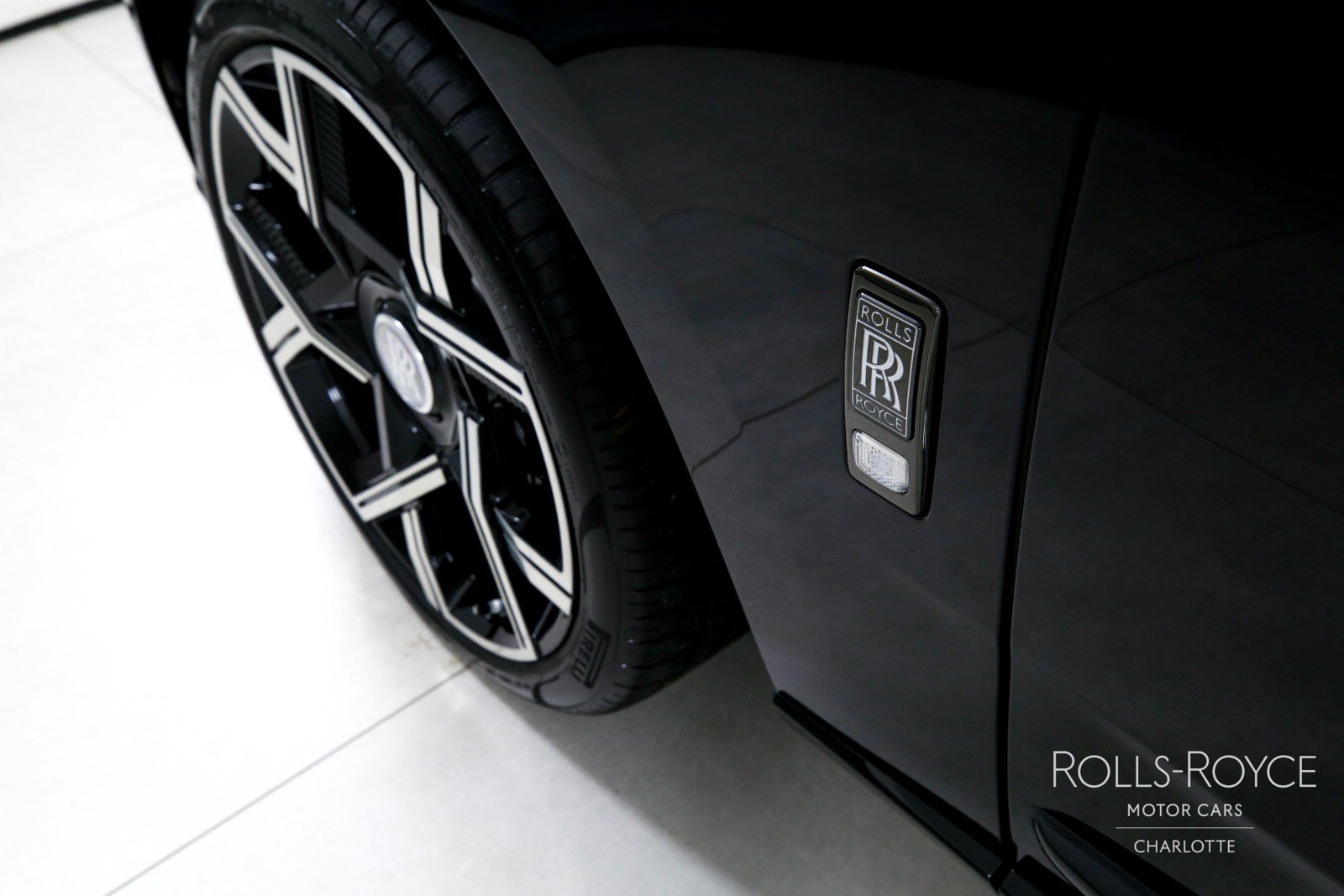 New 2027 Rolls-Royce Cullinan Black Badge AWD/4WD image 47