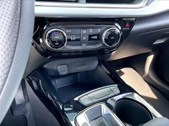 New 2026 Chevrolet Trax LT FWD image 24