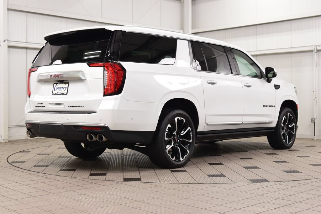 Used 2023 GMC Yukon XL Denali w/ Denali Reserve Package AWD/4WD image 8