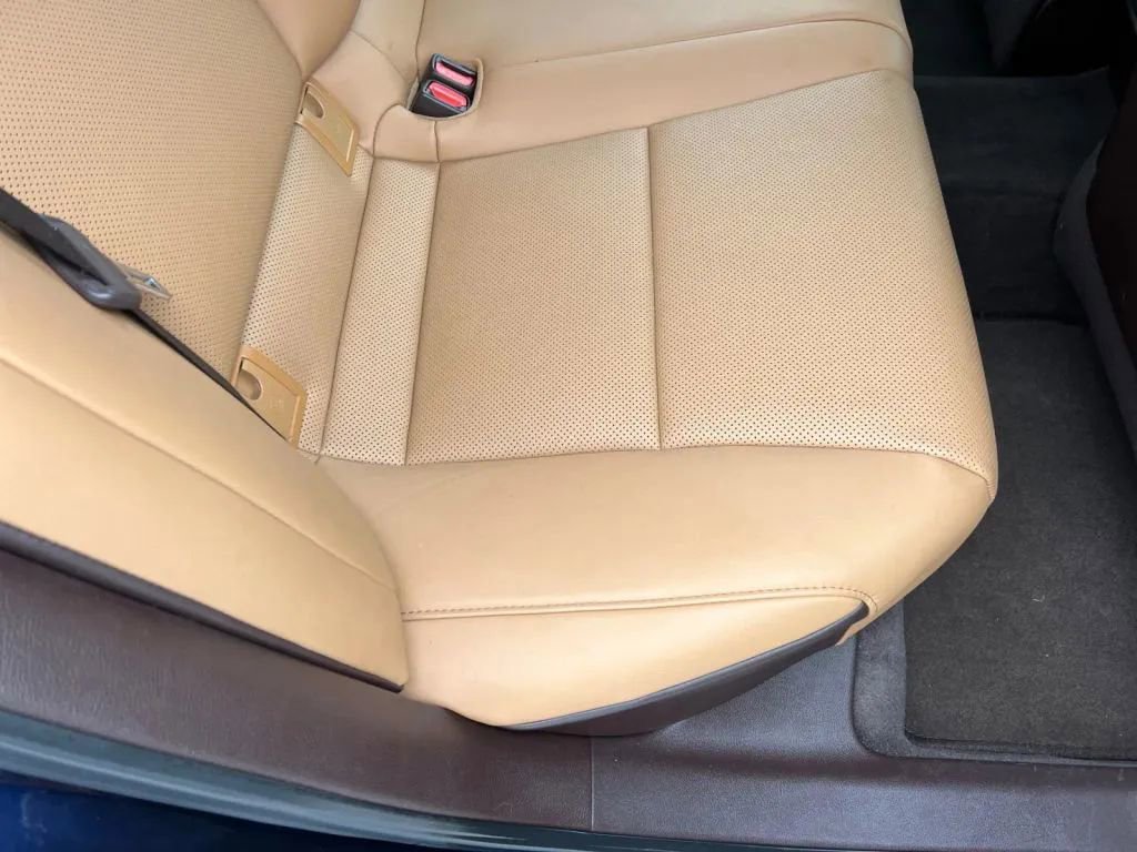 Used 2021 Lexus ES 350 w/ Premium Package image 18