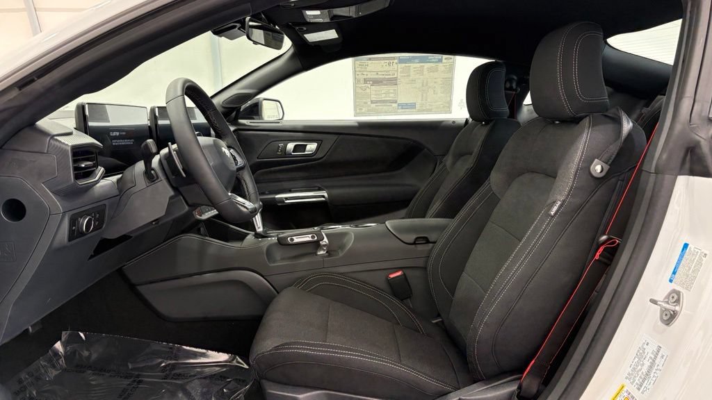 New 2026 Ford Mustang GT w/ GT Performance Package RWD image 11