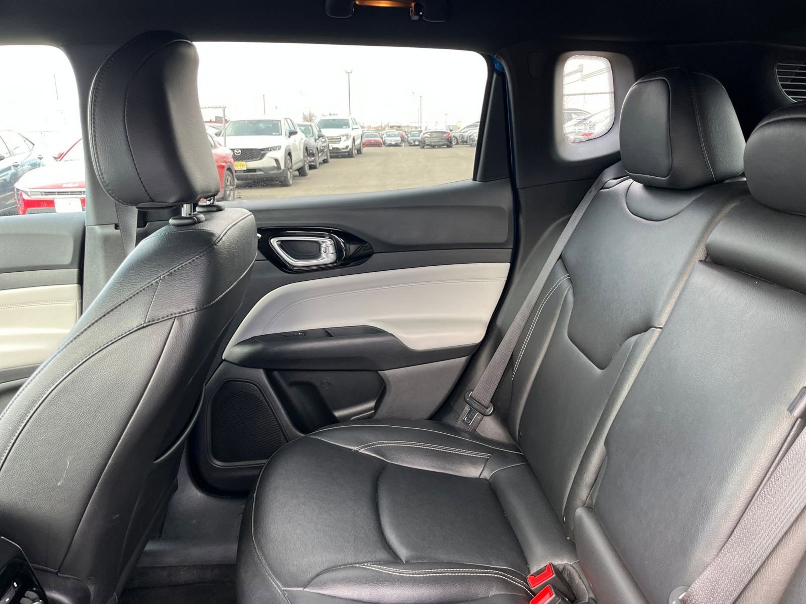 Used 2025 Jeep Compass Limited AWD/4WD image 40