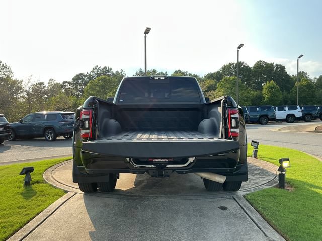 Used 2024 RAM 3500 Limited AWD/4WD image 30