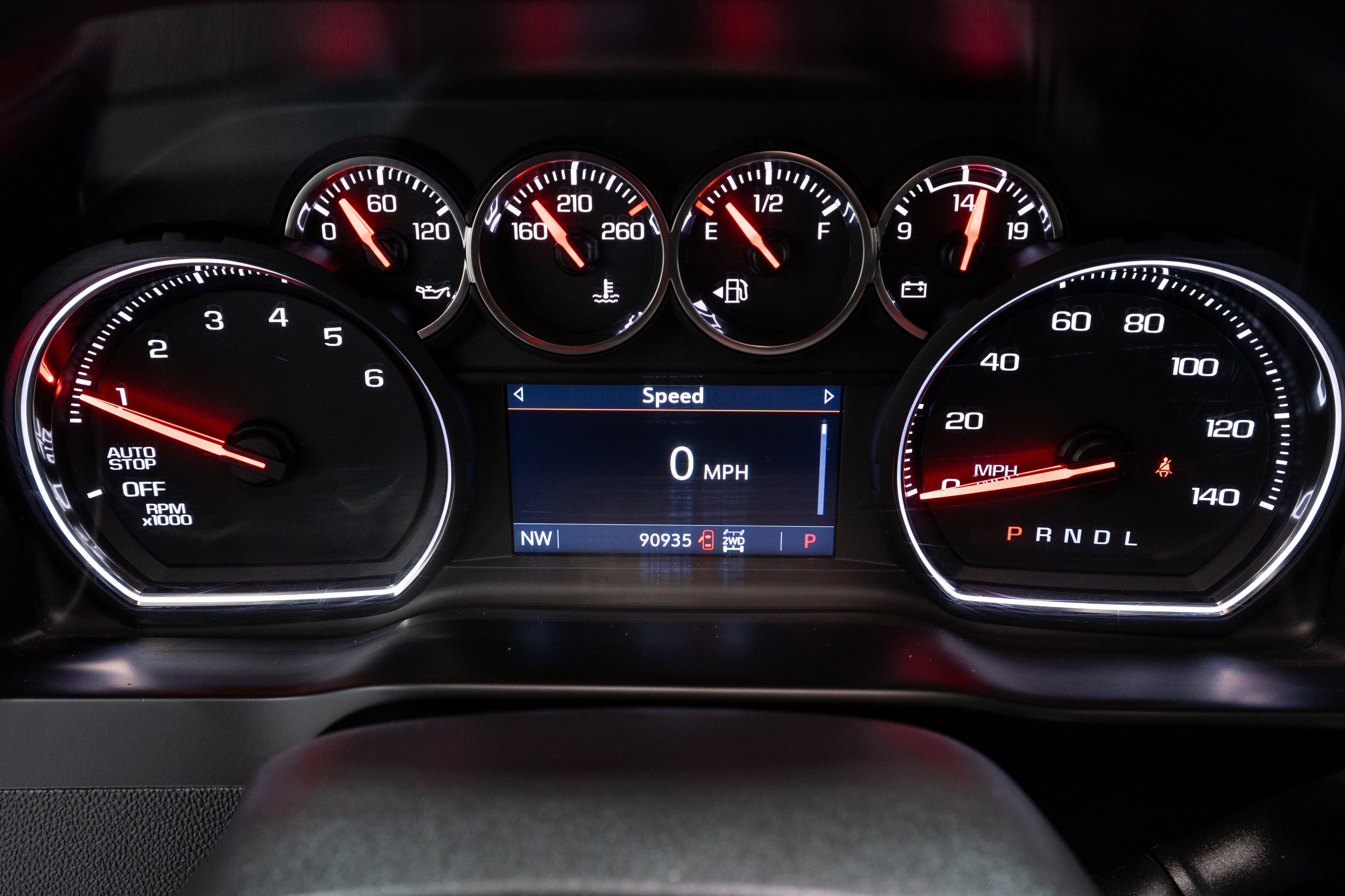 Used 2020 Chevrolet Silverado 1500 LT w/ All-Star Edition image 27