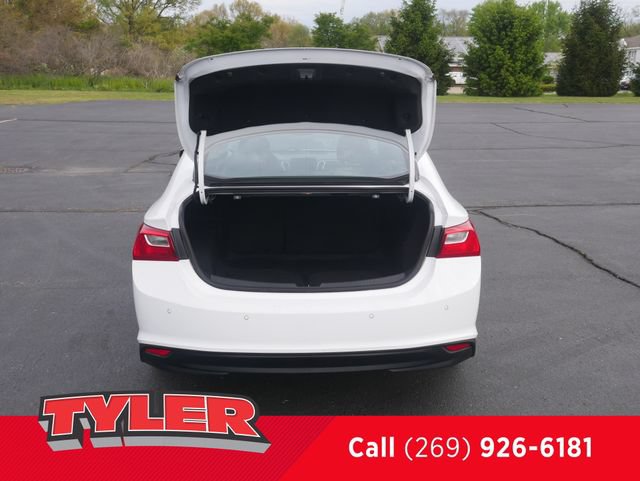 Used 2024 Chevrolet Malibu LT FWD image 16