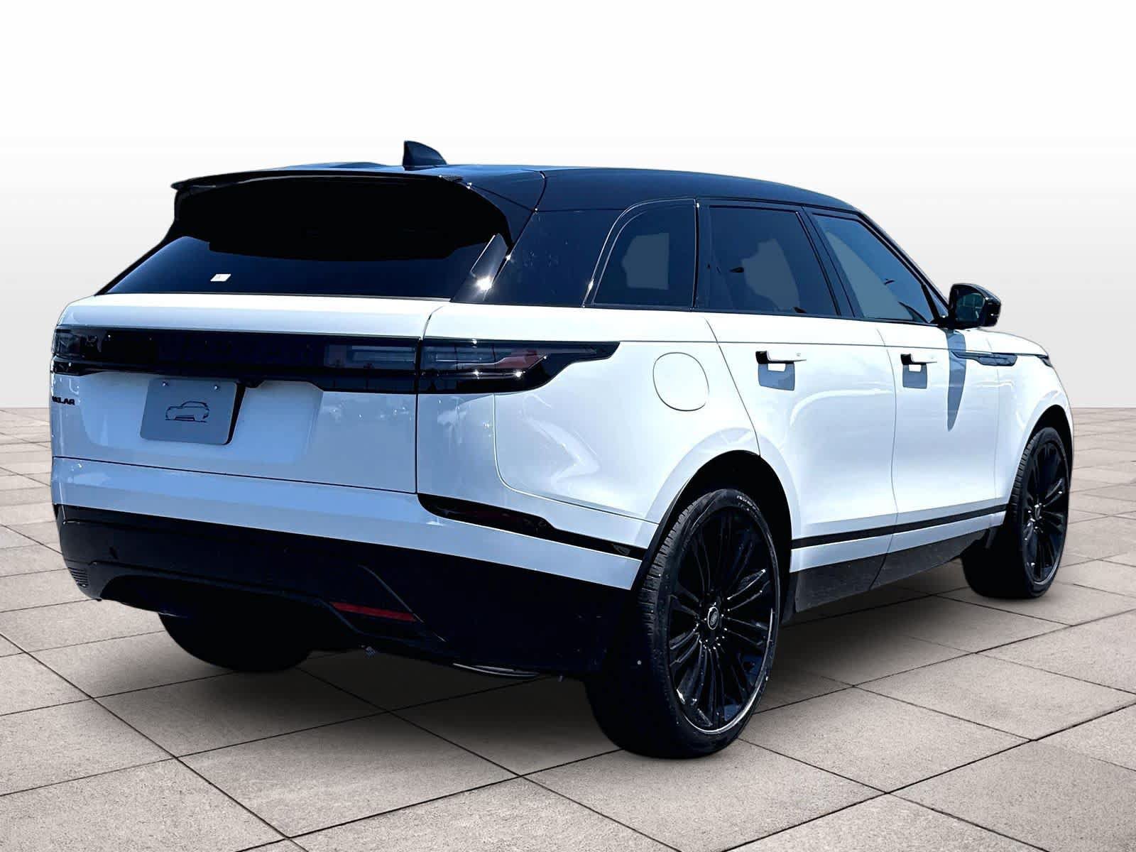 New 2026 Land Rover Range Rover Velar Dynamic SE AWD/4WD image 4