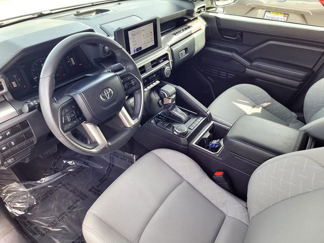 Used 2024 Toyota Tacoma SR5 w/ SR5 Upgrade Package AWD/4WD image 10