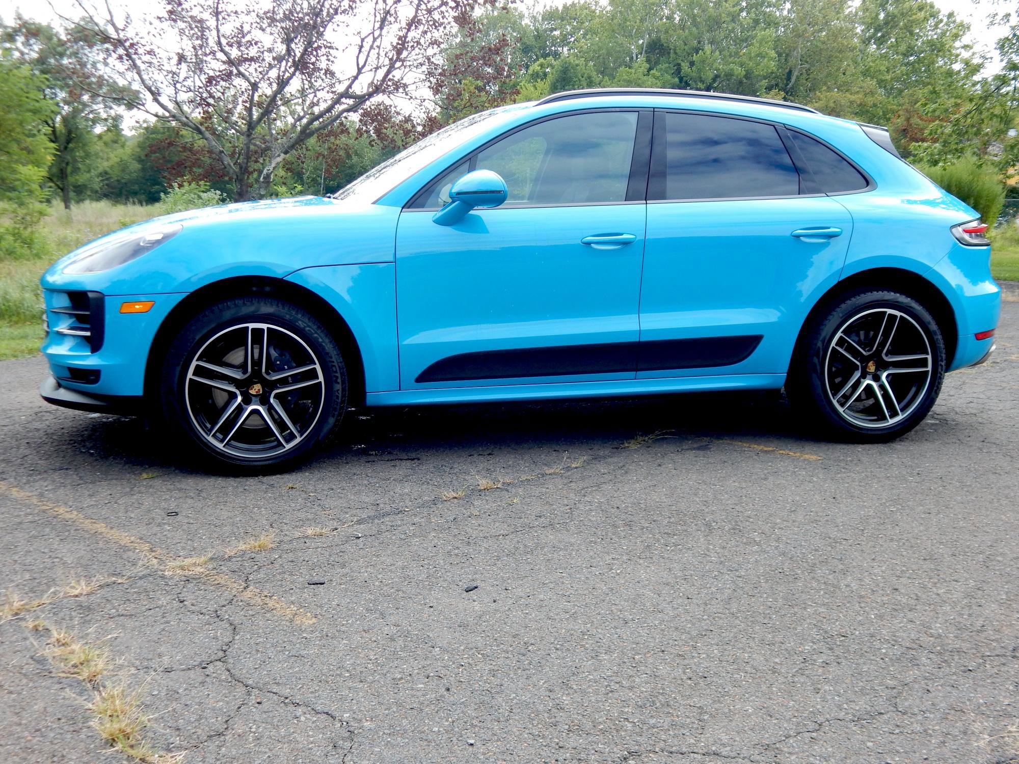 Used 2021 Porsche Macan image 2
