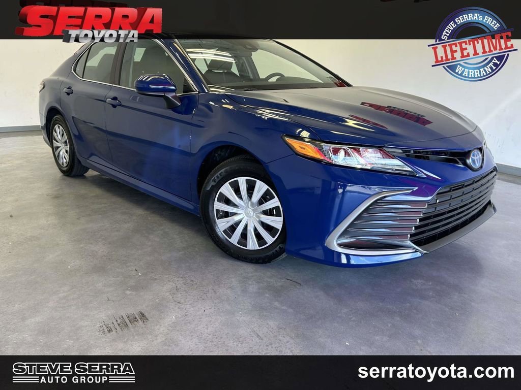 Used 2024 Toyota Camry LE FWD image 1