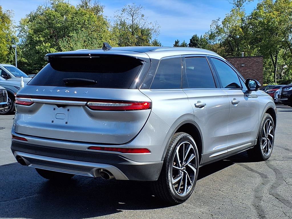 Certified 2023 Lincoln Corsair Reserve w/ Equipment Group 201A image 7