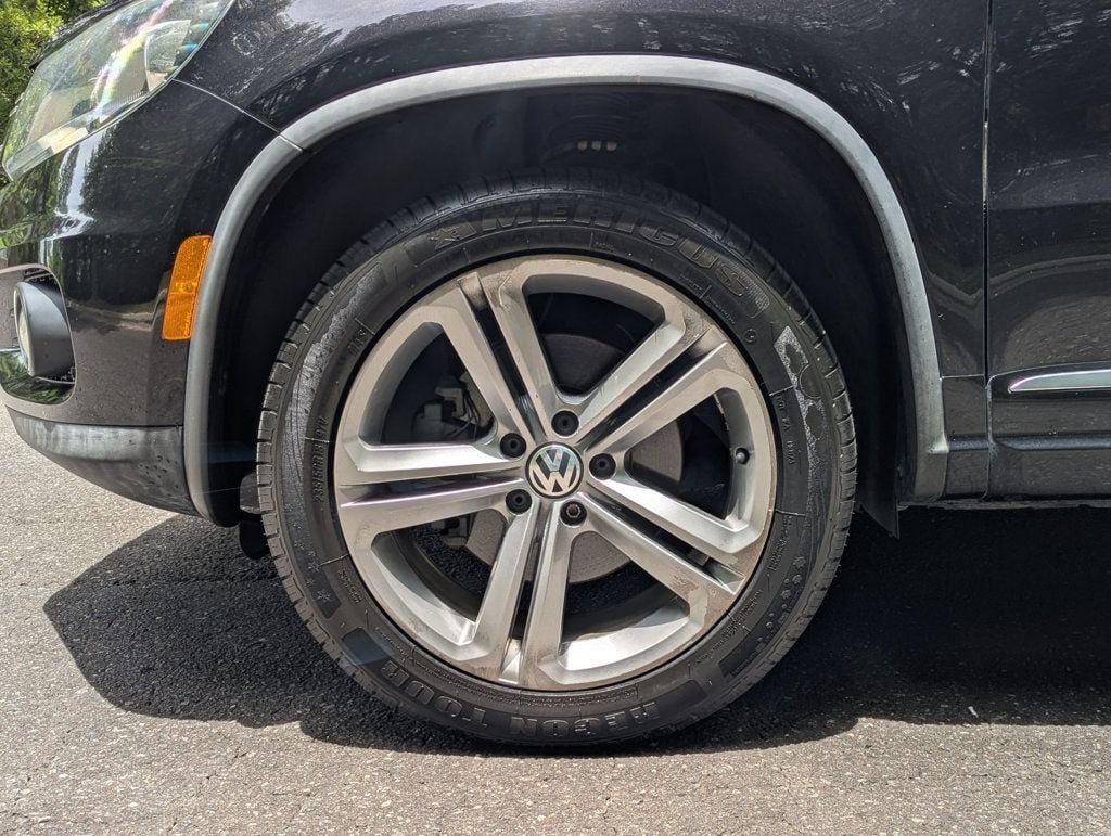 Used 2017 Volkswagen Tiguan Sport FWD image 5