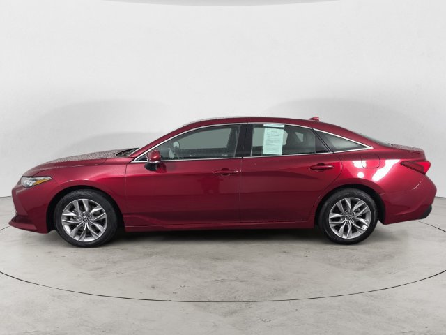 Used 2022 Toyota Avalon XLE FWD image 8