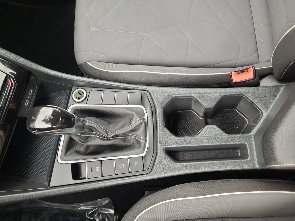 Used 2025 Volkswagen Jetta Sport FWD image 26