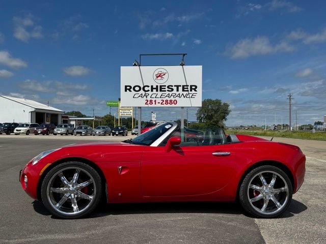 Used 2006 Pontiac Solstice Convertible w/ Premium Package RWD image 31