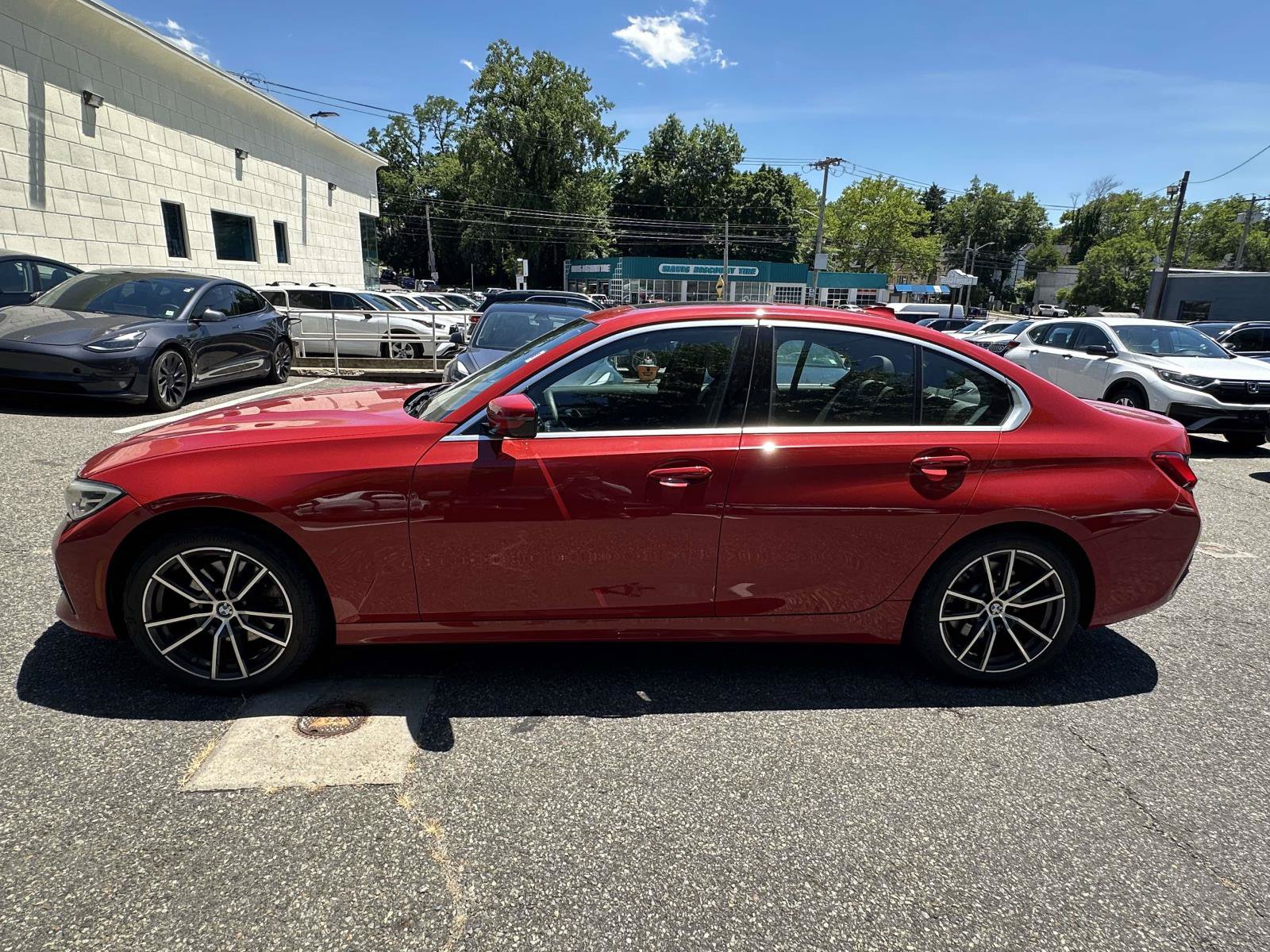 Used 2021 BMW 330i xDrive Sedan w/ Convenience Package AWD/4WD image 6