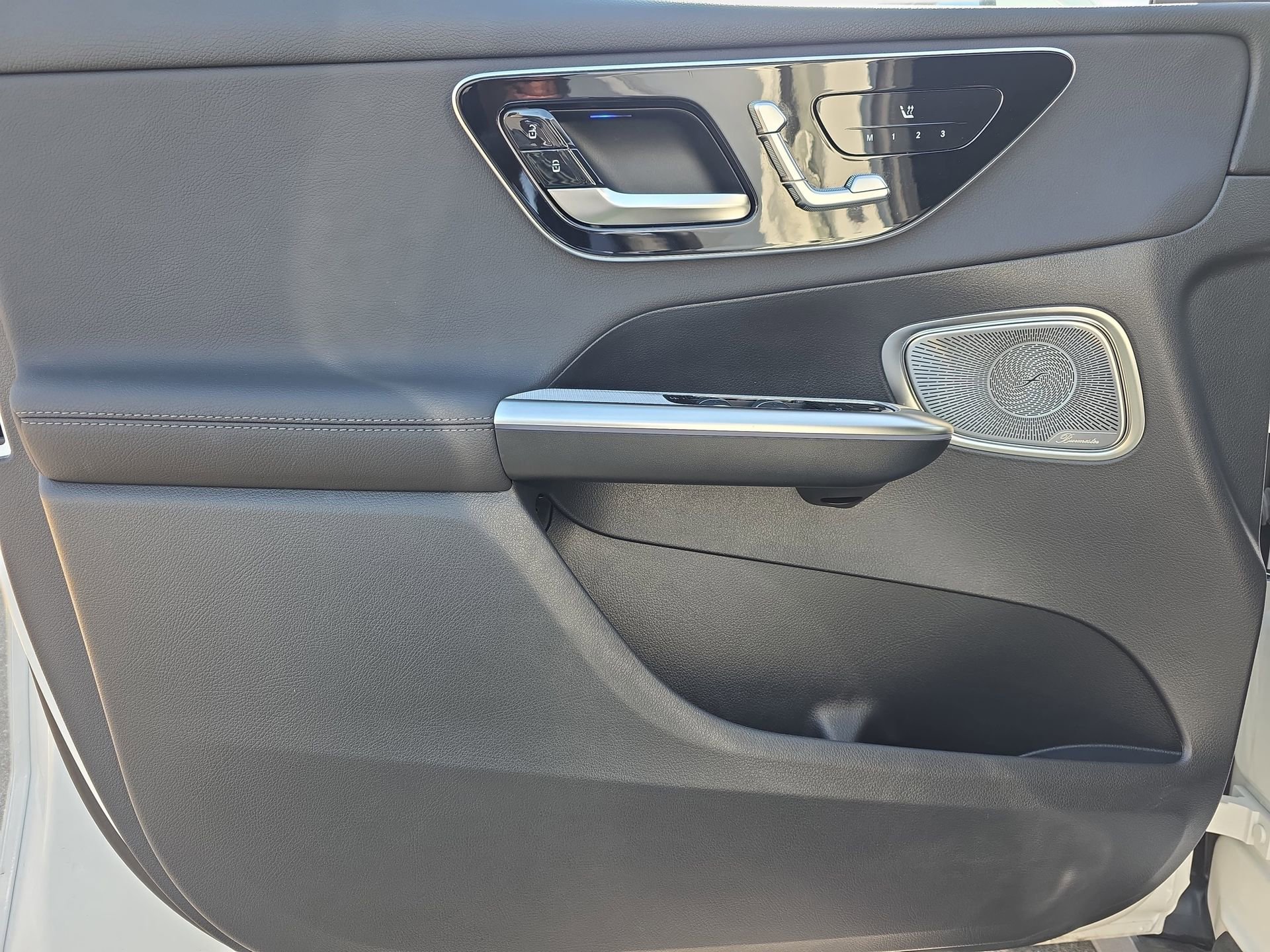 Certified 2025 Mercedes-Benz GLC 300 4MATIC image 26