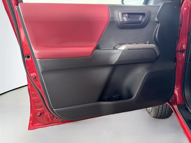Certified 2023 Toyota Tacoma SR5 AWD/4WD image 12