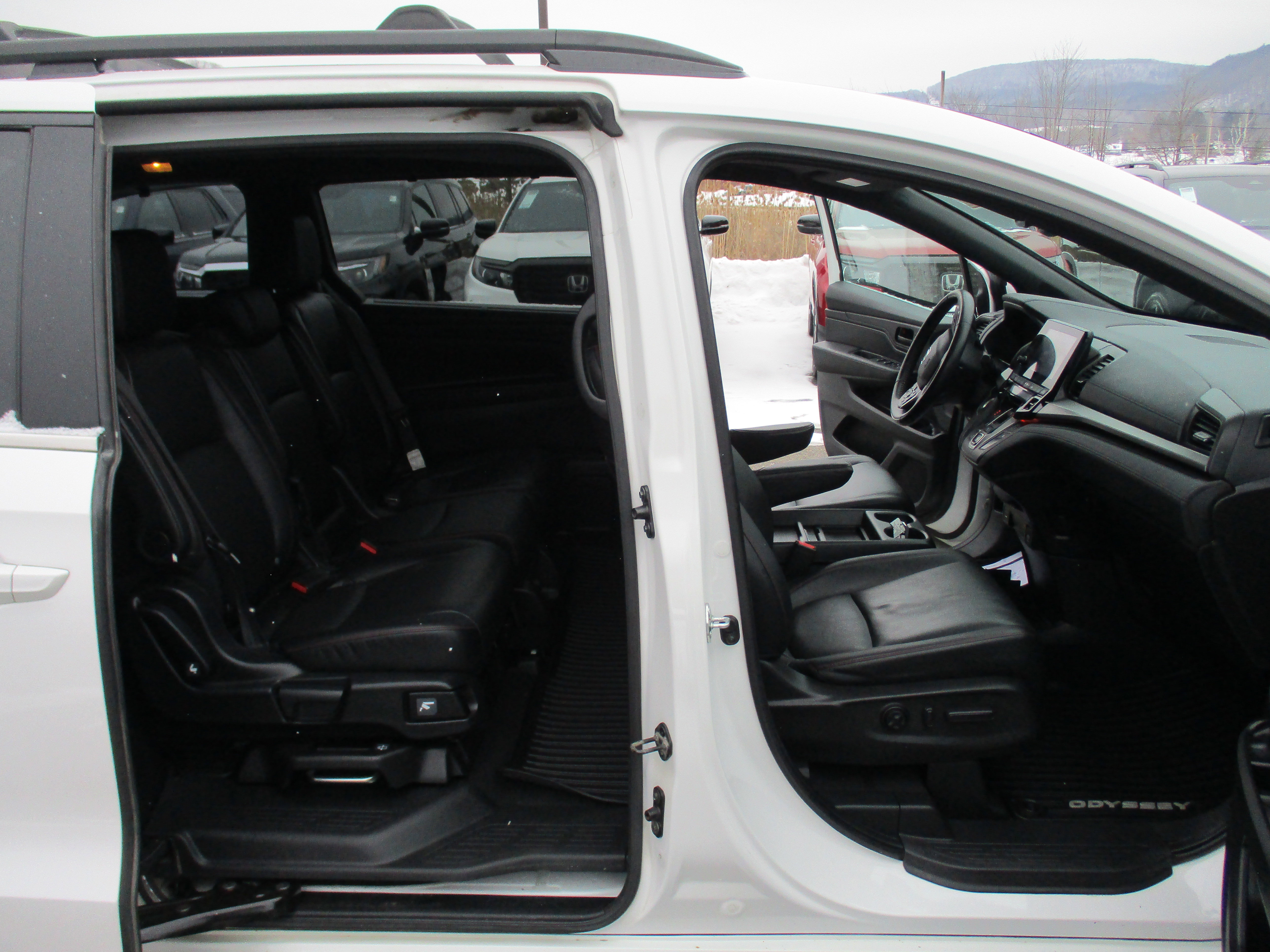 Certified 2023 Honda Odyssey Sport image 16