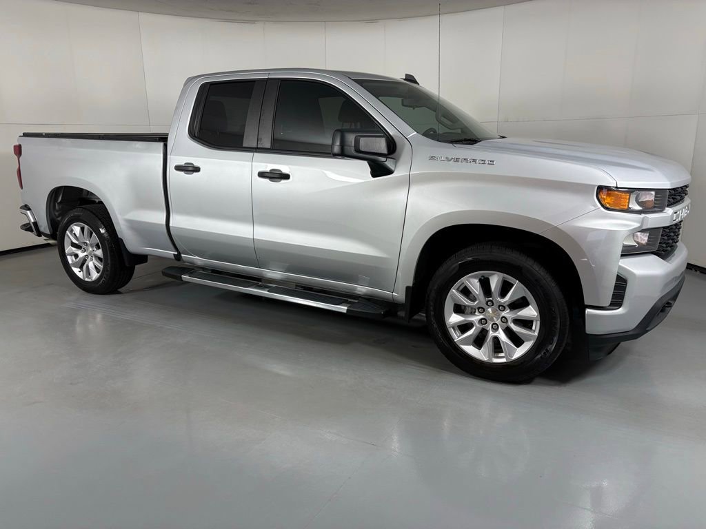 Used 2022 Chevrolet Silverado 1500 Custom image 11