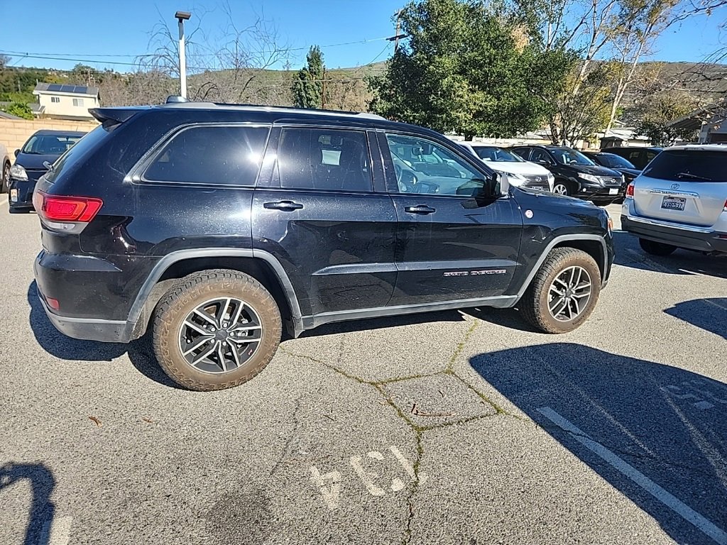 Used 2019 Jeep Grand Cherokee Trailhawk w/ Trailhawk Luxury Group image 6