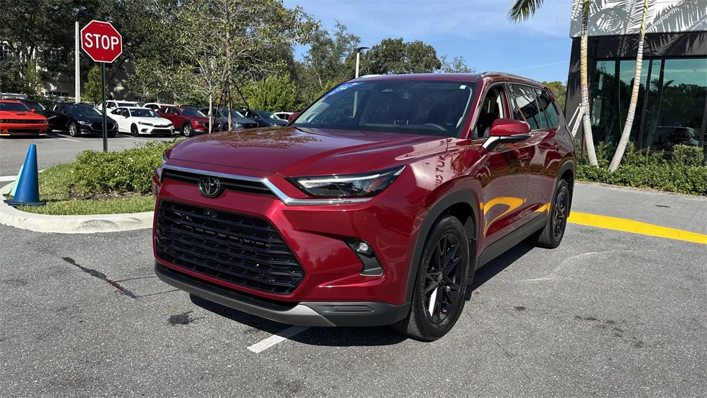 Used 2024 Toyota Grand Highlander FWD image 10