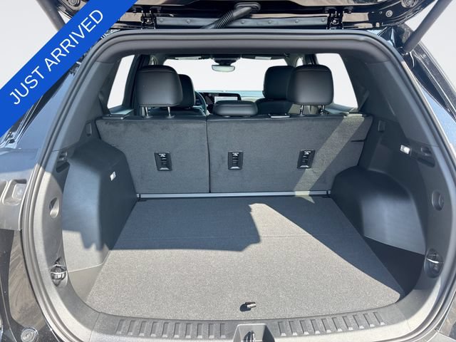 New 2026 Chevrolet Equinox ACTIV w/ Convenience Package III FWD image 24