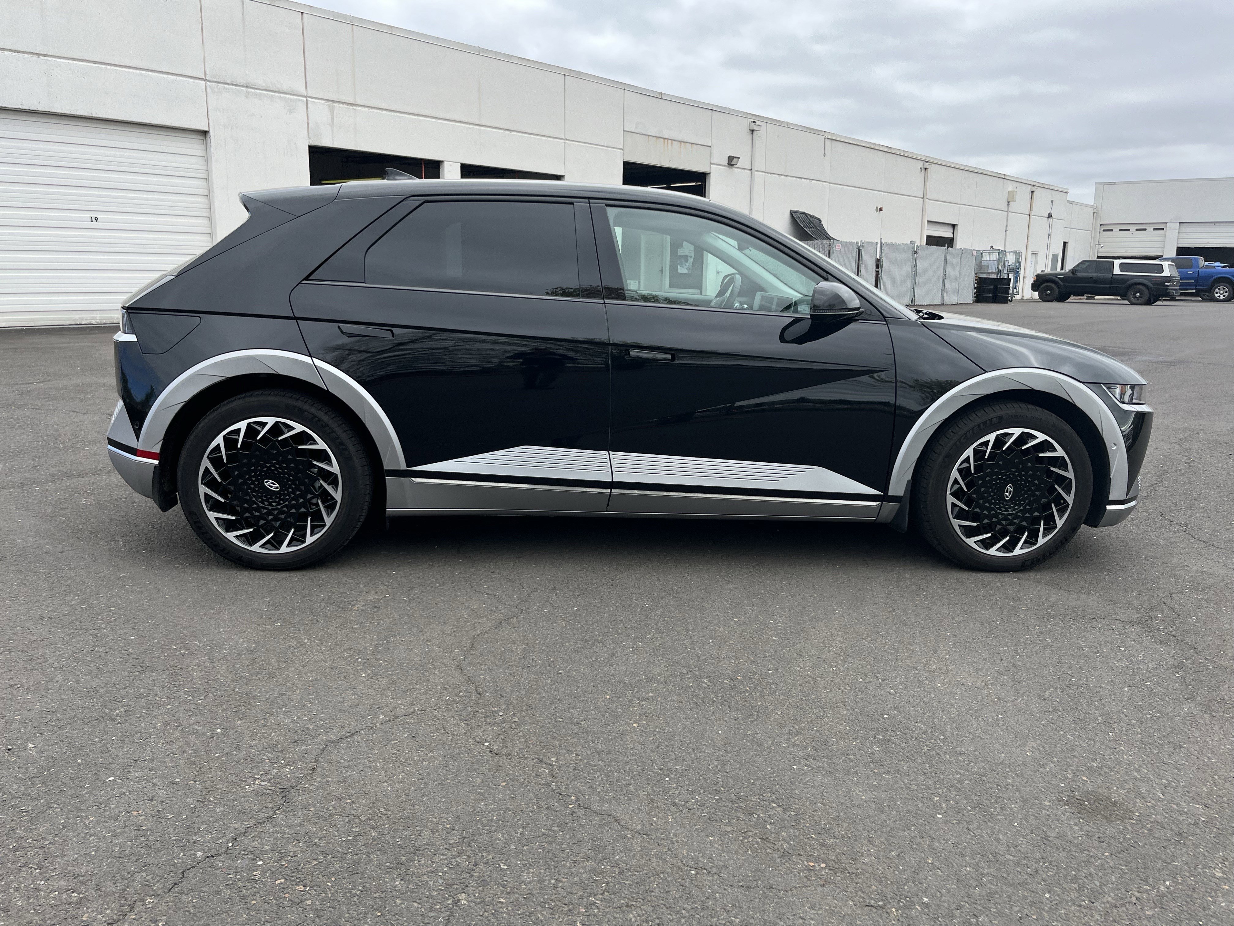 Used 2024 Hyundai Ioniq 5 Limited image 6