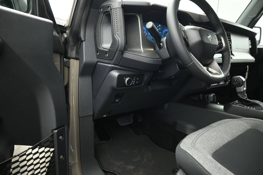 New 2026 Ford Bronco Big Bend AWD/4WD image 8