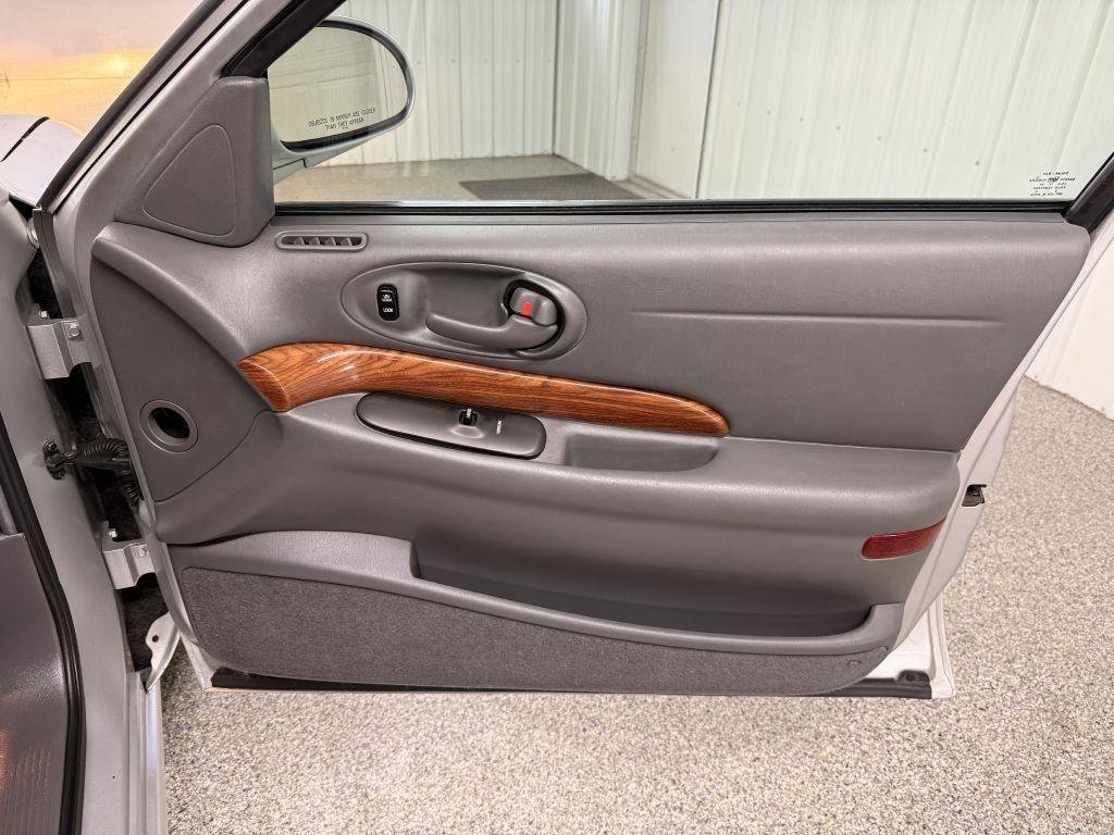Used 2003 Buick Le Sabre Custom FWD image 35