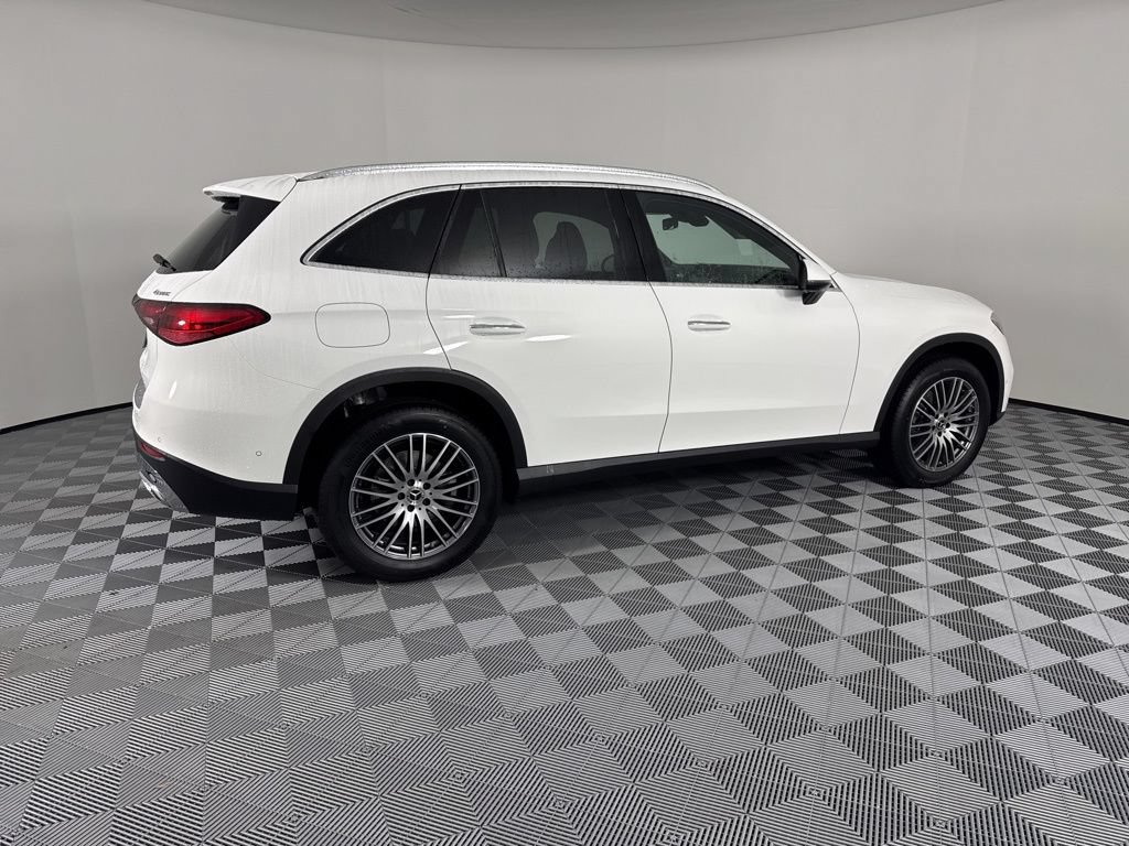 Certified 2026 Mercedes-Benz GLC 300 4MATIC image 6
