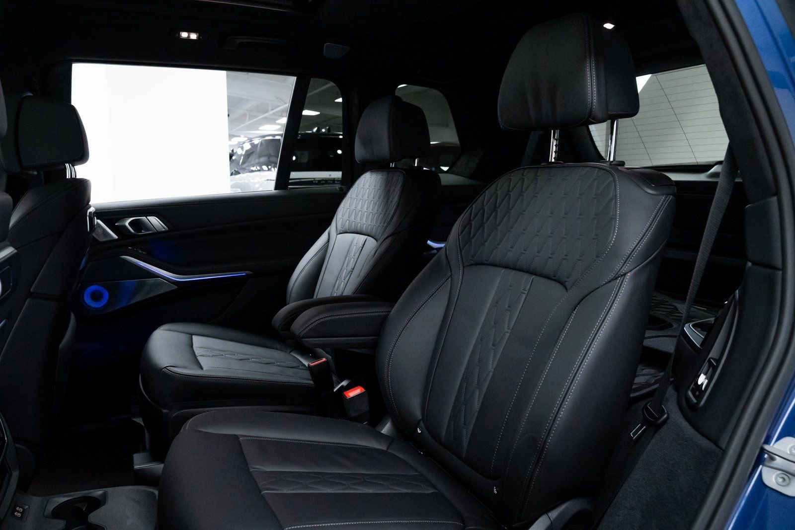 Used 2025 BMW ALPINA XB7 image 22