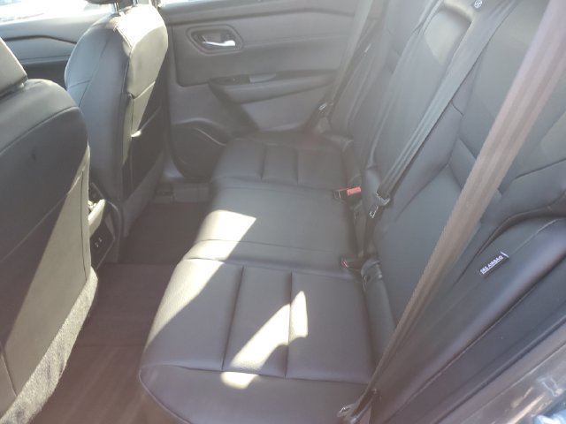 Certified 2025 Nissan Rogue SV w/ SV Premium Package AWD/4WD image 12