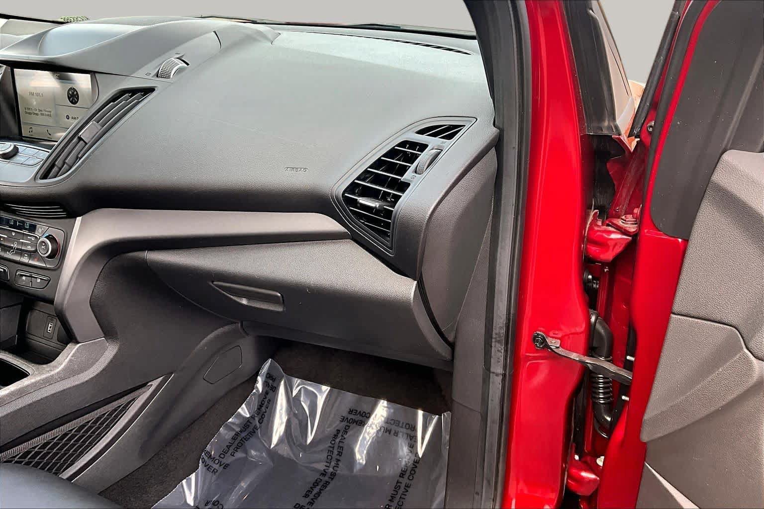 Used 2019 Ford Escape SEL FWD image 18