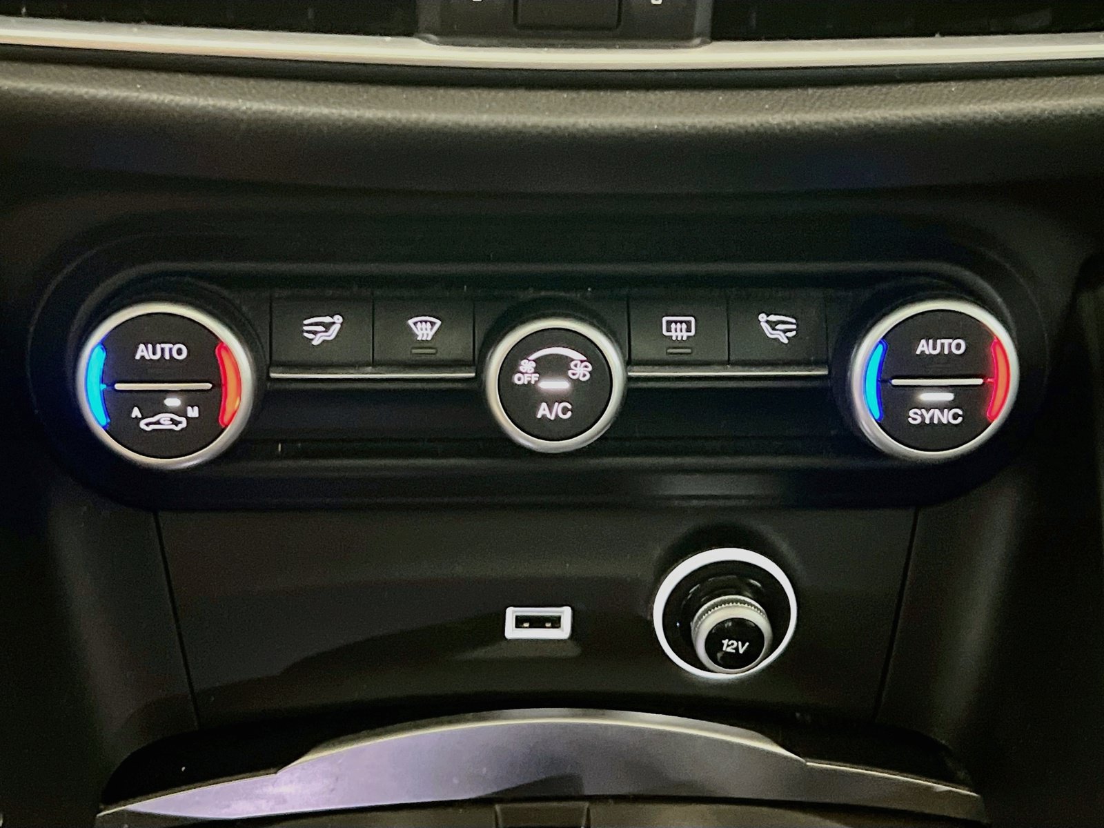 Used 2019 Alfa Romeo Stelvio RWD image 11