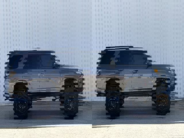 Used 2023 Toyota 4Runner SR5 Premium w/ Moonroof Package image 3