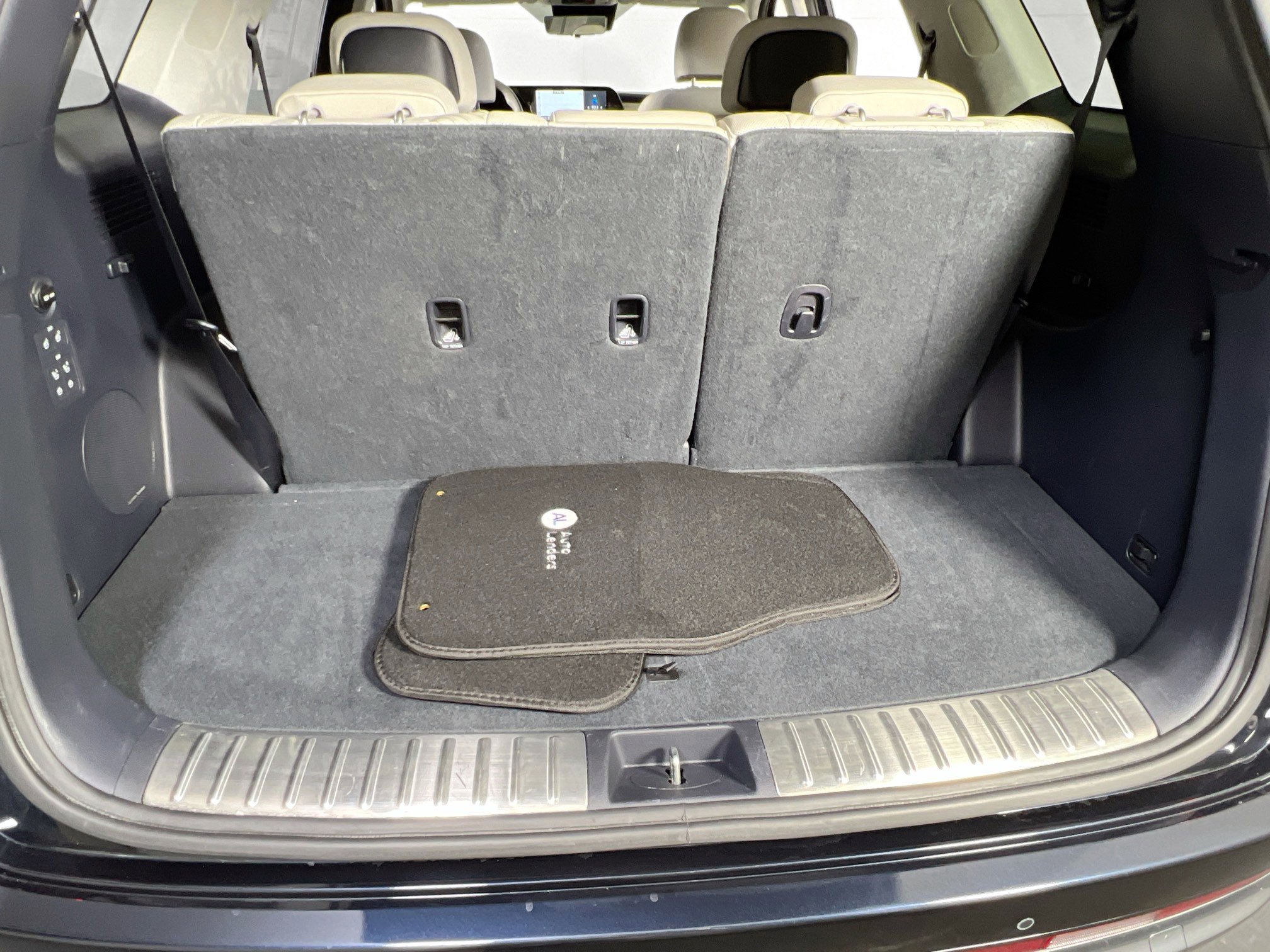 Used 2023 Hyundai Palisade Calligraphy image 26