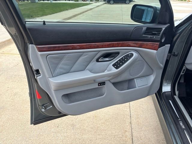 Used 2003 BMW 525i Sedan RWD image 9