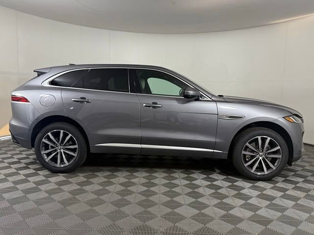 Certified 2026 Jaguar F-PACE R-Dynamic S image 8
