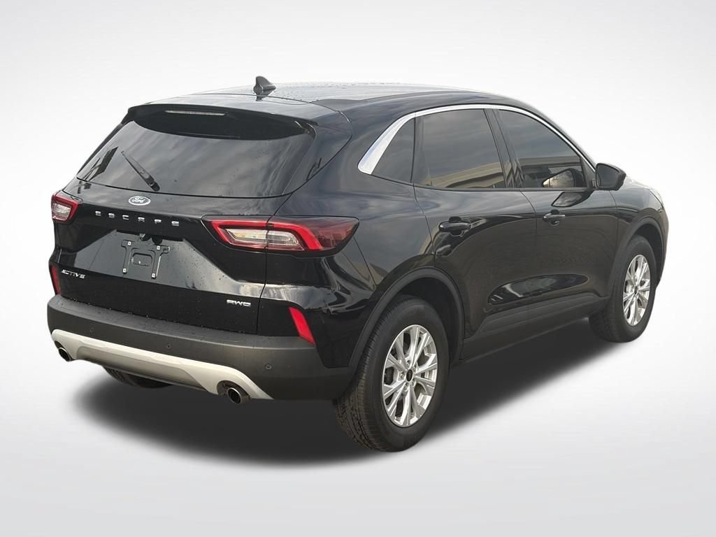 Used 2023 Ford Escape Active w/ Tech Pack #2 AWD/4WD image 6