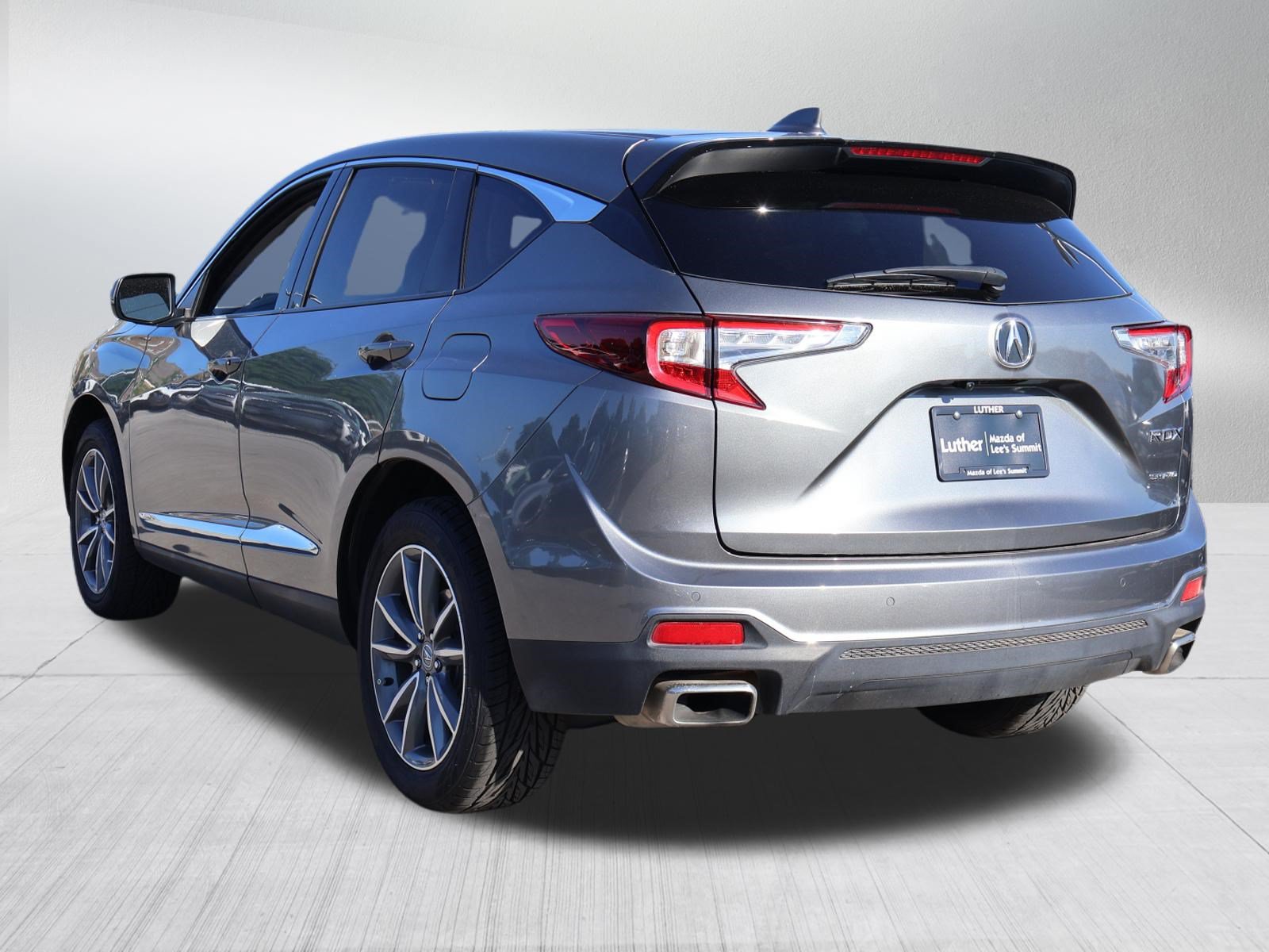 Used 2024 Acura RDX w/ Technology Package AWD/4WD image 4