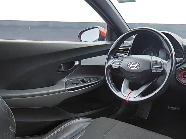 Used 2020 Hyundai Veloster 2.0 Premium image 15