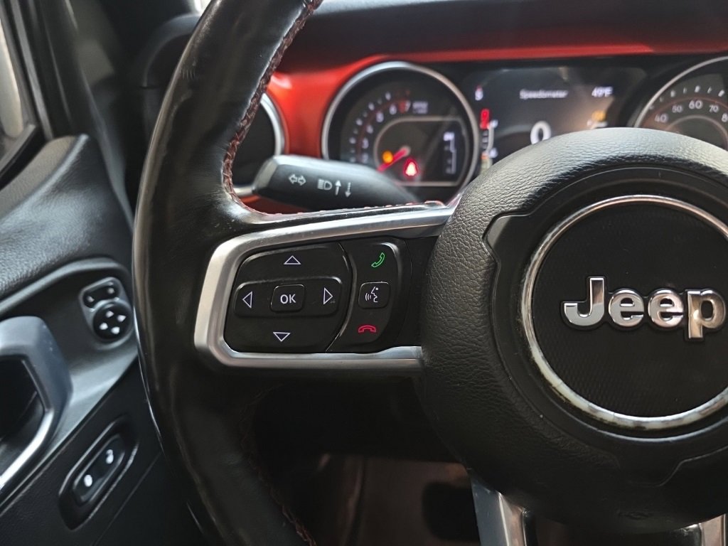 Used 2020 Jeep Gladiator Rubicon w/ LED Lighting Group image 17